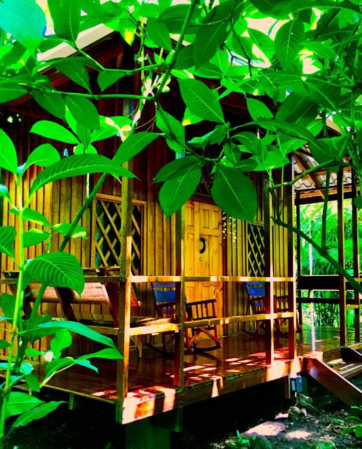 Coral Hill Bungalows 卡维塔 外观 照片