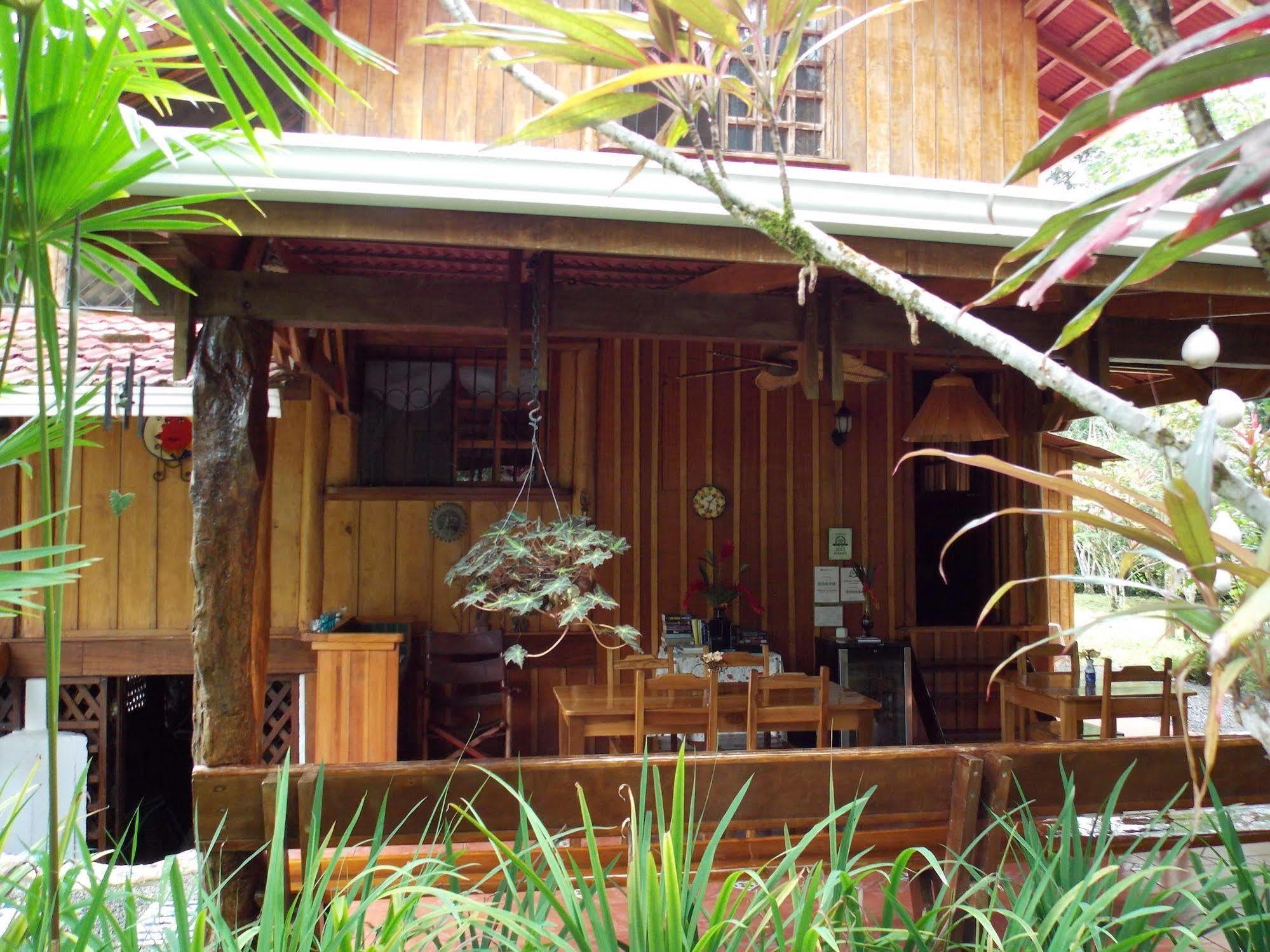 Coral Hill Bungalows 卡维塔 外观 照片